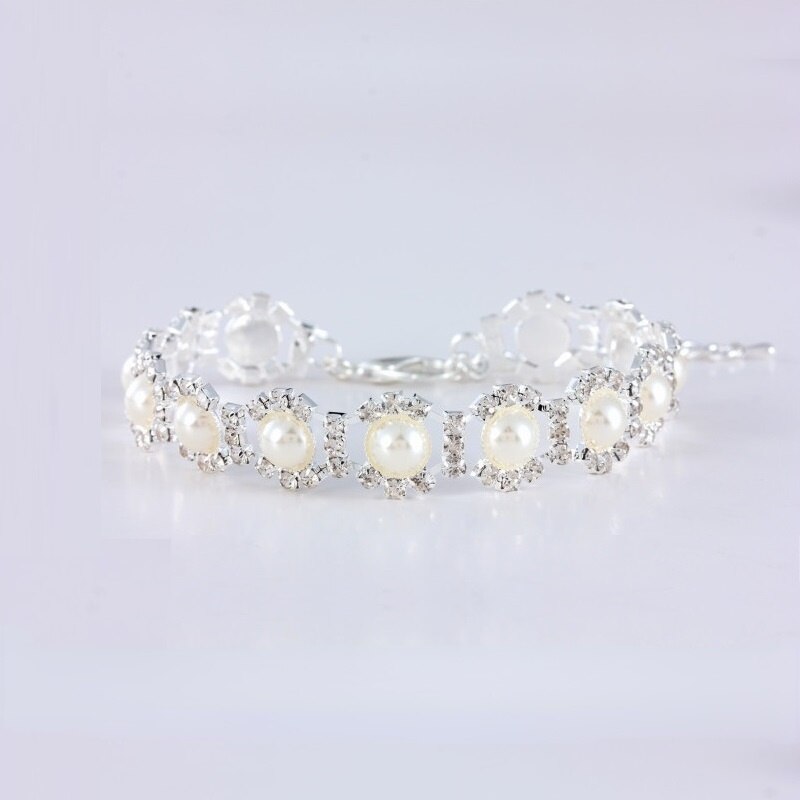 Collier perles & strass pour chien et chat – Élégant
