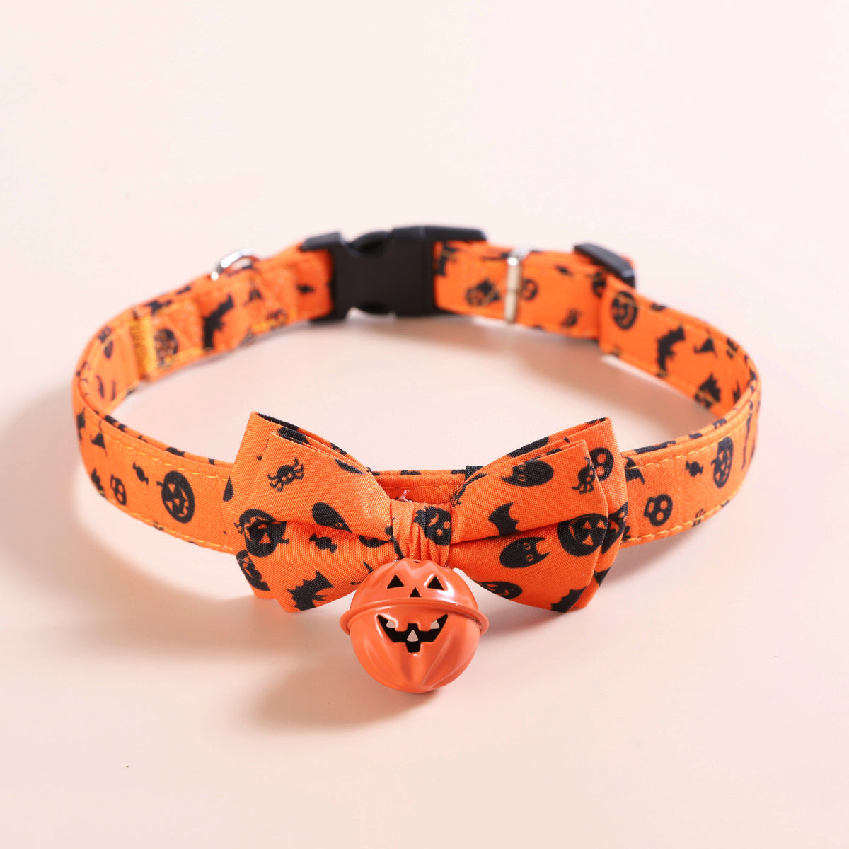 Collier Halloween pour chien – Citrouille & grelots